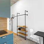 Appartement Moderne Mit Kueche, Wlan & Parkplatz - Ruhige Lage *