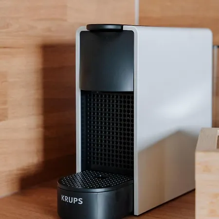 Skyrise Rammingen - Modern, Ruhig, Ideal Für Familien, Paare Und Geschäftsreisende - Nur Wenige Minuten Von Skyline Park Und Therme Apartment