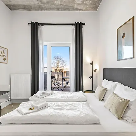 Skyrise Mit Kueche, Wlan & Parkplatz - Ruhige Lage Apartmán *