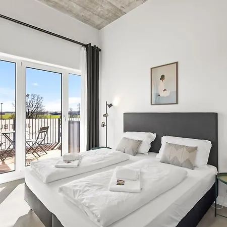 Apartmán Skyrise Mit Kueche, Wlan & Parkplatz - Ruhige Lage