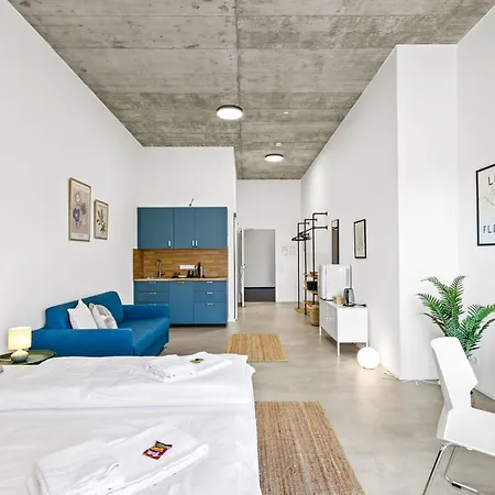 Apartmán Skyrise Mit Kueche, Wlan & Parkplatz - Ruhige Lage