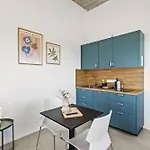 Apartment Moderne Mit Kueche, Wlan & Parkplatz - Ruhige Lage *
