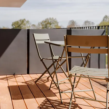 Skyrise Rammingen - Moderne Mit Kueche & Parkplatz 3*