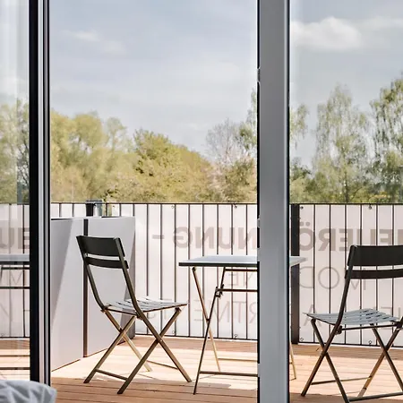 Skyrise Rammingen - Modern, Ruhig, Ideal Fuer Familien, Paare Und Geschaeftsreisende - Nur Wenige Minuten Von Skyline Park Und Therme *