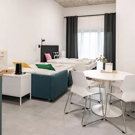 Skyrise Rammingen - Moderne Mit Kueche & Parkplatz Appartamento