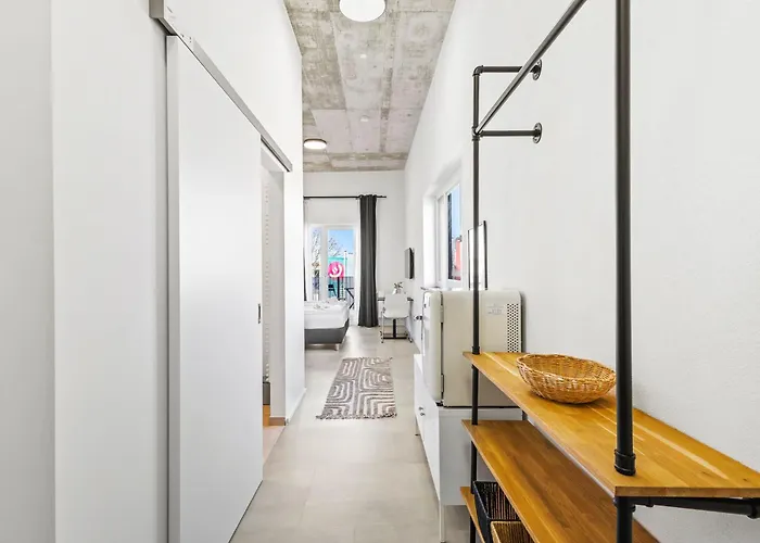 Apartament Moderne Mit Kueche, Wlan & Parkplatz - Ruhige Lage