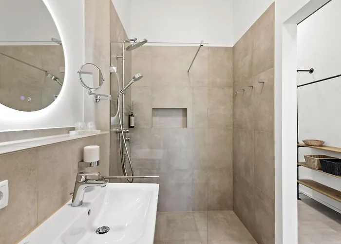 Apartament Moderne Mit Kueche, Wlan & Parkplatz - Ruhige Lage *